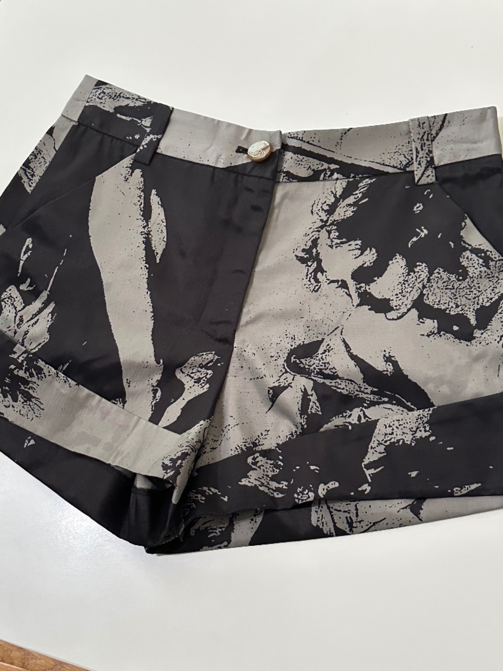 NWT New Vivienne Westwood RED LABEL Shepherd Painting Pattern Shorts